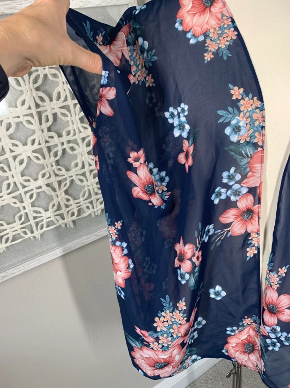 ANDTHEWHY kimono style sheer shrug navy blue with pink floral print size XS - Picture 2 of 7
